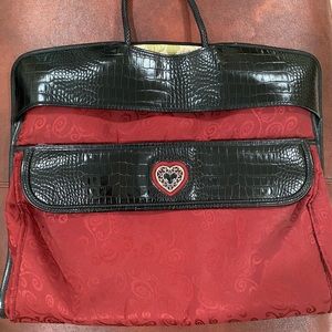 Brighton garment bag. Ruby & black.